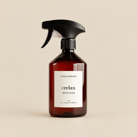Spray d’ambiance White Musk 500 ml sur fond beige