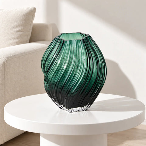 Vase verre soufflé vert — ambiance