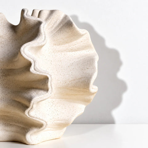 Vase corail céramique beige — detail