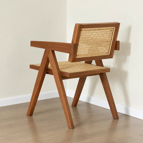 Chaise Jeanneret bois rotin — vue trois quarts arriere