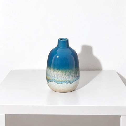 Vase Mojave bleu émaillé — trois quarts