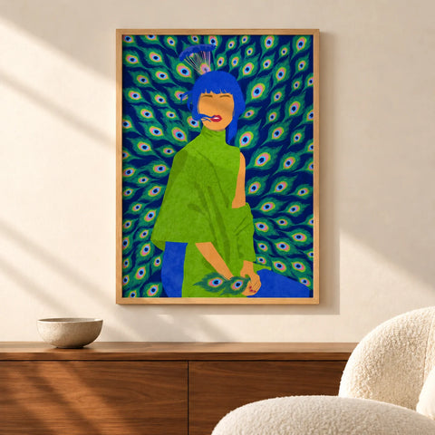 Affiche femme paon décorative — ambiance