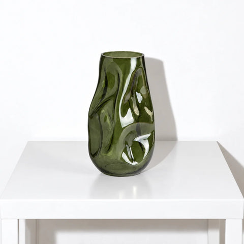Vase Evara verre vert — trois quarts