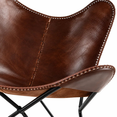Fauteuil papillon cuir brun — detail matiere