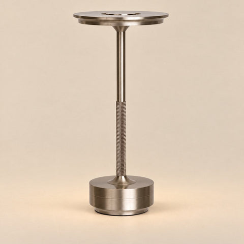 Lampe Lyneham argent rechargeable — beige sable