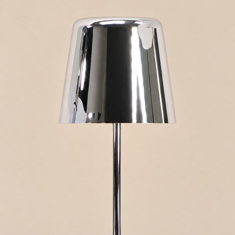 Lampe Adorable chrome rechargeable — détail de l’abat-jour
