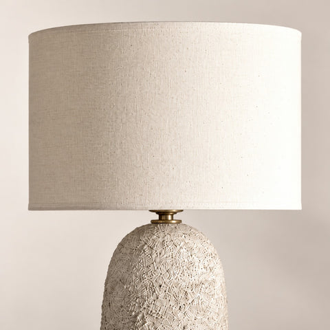 Lampe Armona béton artisanal — detail abat jour