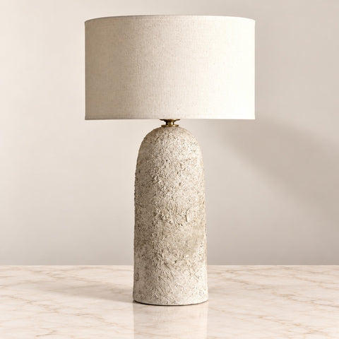 Lampe Armona béton artisanal — zoom moyen