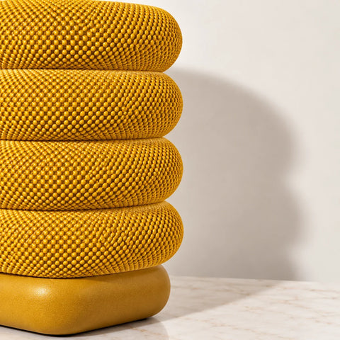 Lampe Otto beige végétale — gros plan