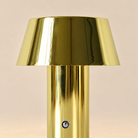 Lampe Mignonne dorée rechargeable — détail de l’abat-jour