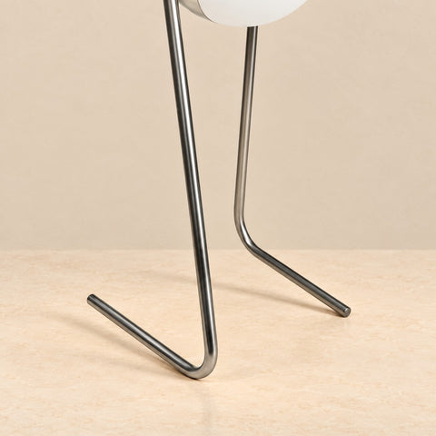 Lampe Mova marron rechargeable — détail du pied
