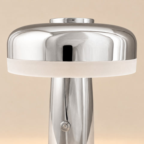 Lampe Porter chrome rechargeable — détail de l’abat-jour