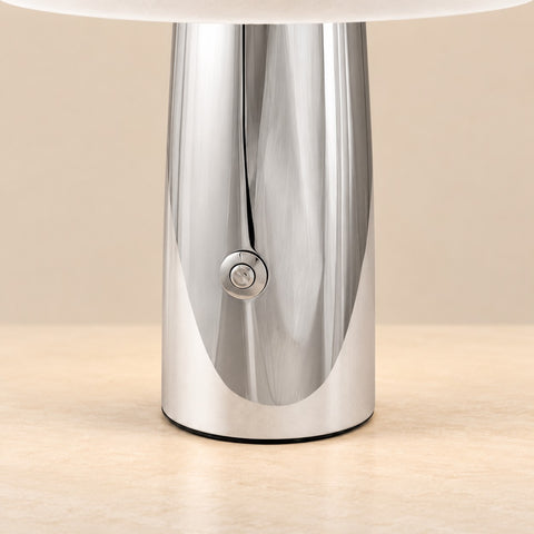 Lampe Porter chrome rechargeable — détail du pied
