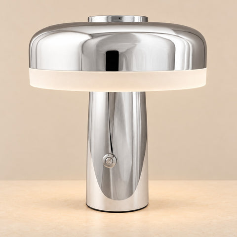 Lampe Porter chrome rechargeable — vue rapprochée