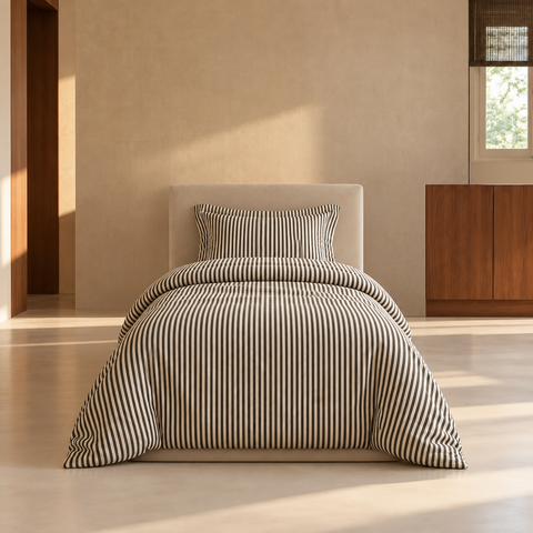 Parure Hebden rayée noire — lit simple avec un oreiller