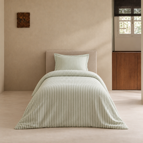 Parure Hebden rayée eucalyptus — lit simple avec un oreiller