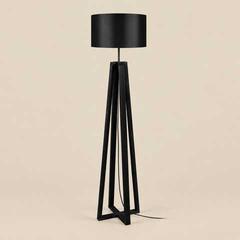 Lampadaire Linkoping bois noir sur fond beige