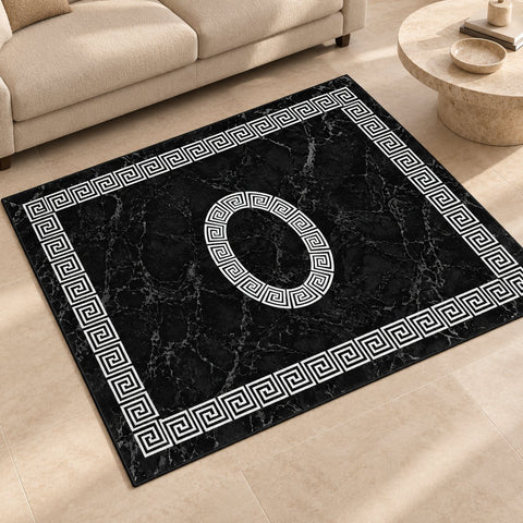 Tapis Plus noir — mise en situation illustrative avec canapé et table basse